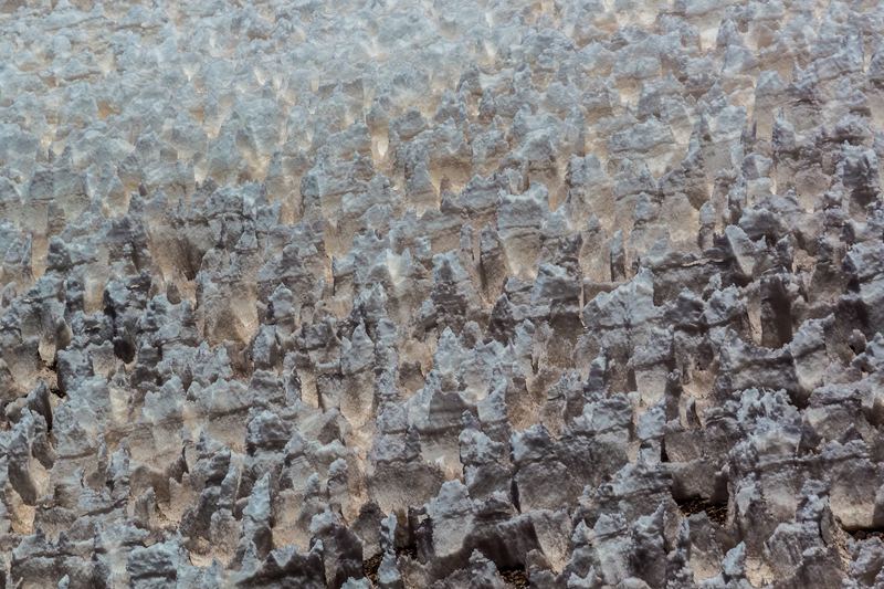 Glacier and penitentes in the Chilean Andes under a deep blue sky (photo 13 of 20)
