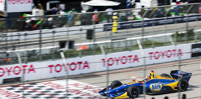 IndyCar panning shot at the 2018 Toyota Grand Prix of Long Beach (photo 1 of 20)