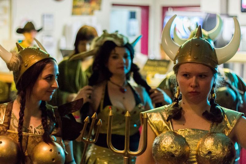 Lebowski Fest fans in costume in Los Angeles, 2013 (photo 16 of 23)