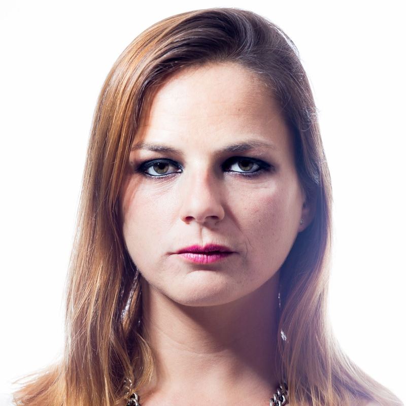 Portrait photography by Carlos Martinez (photo 9 of 12)