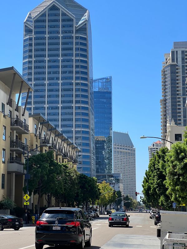 Skyscrapers lining an empty downtown San Diego street at midday (photo 5 of 7)